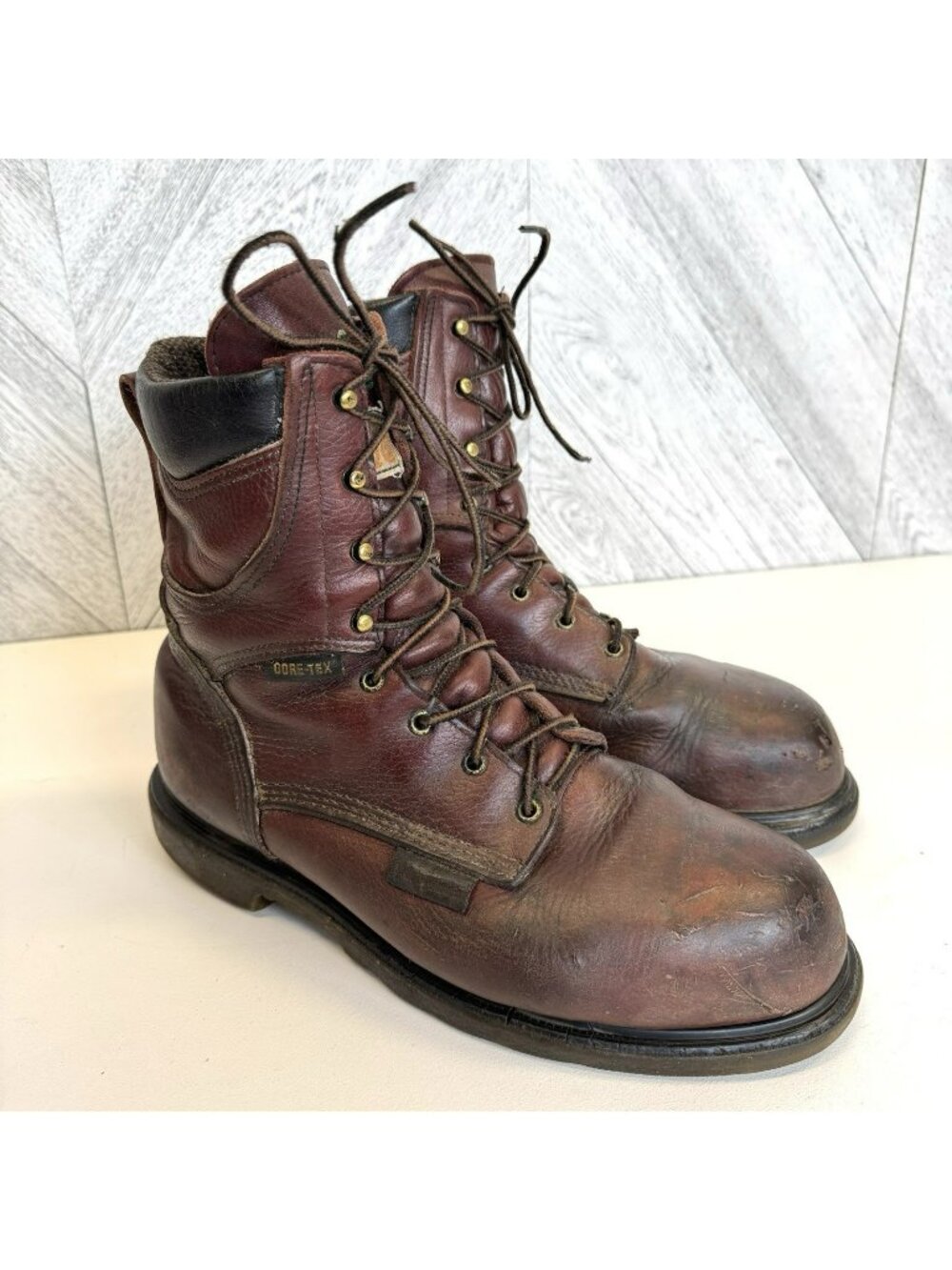 Red Wing 2414 Work Boots Mens 10.5 Extra Wide Waterproof Steel Toe Insulated